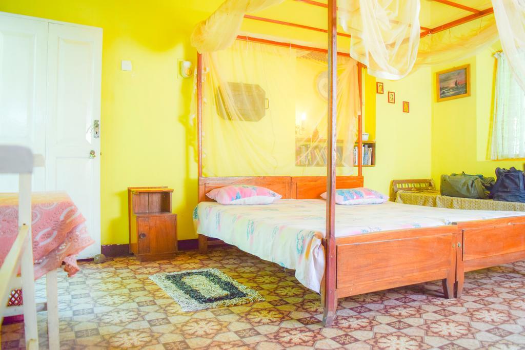 Shammie Guest House Hikkaduwa Exterior photo